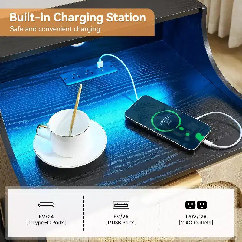 Table de chevet en rotin avec station de charge et lumières LED, table de chevet à 2 tiroirs, table d'appoint de rangement pour chambre à coucher, salon, noir