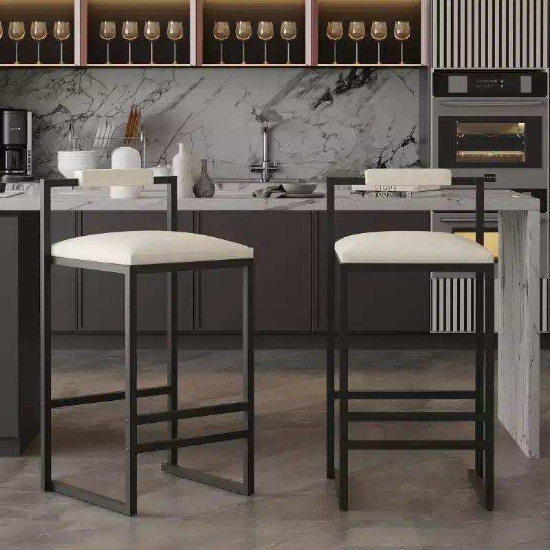 Lot de 2 tabourets de bar, revêtement en similicuir, cadre en métal, hauteur comptoir pour îlot de cuisine, beige