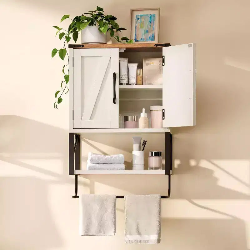 Armoire murale de salle de bain avec porte-serviettes, petite armoire à pharmacie de style rustique pour rangement au-dessus des toilettes, blanc et marron