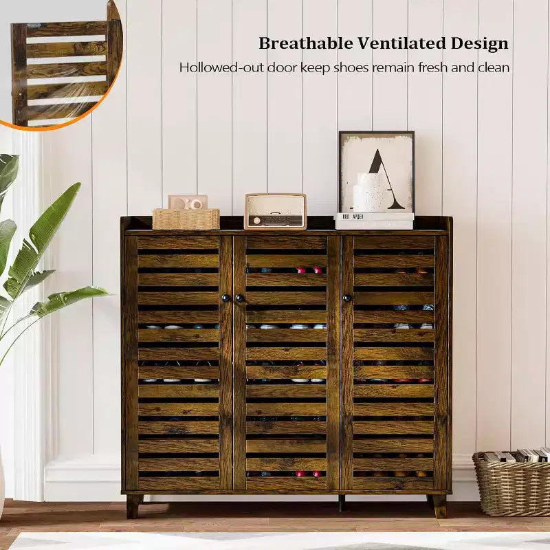 Grand meuble à chaussures haut avec 3 portes, organisateur de chaussures ultra-large à 6 niveaux pour entrée, 30 paires de chaussures, Marron rustique