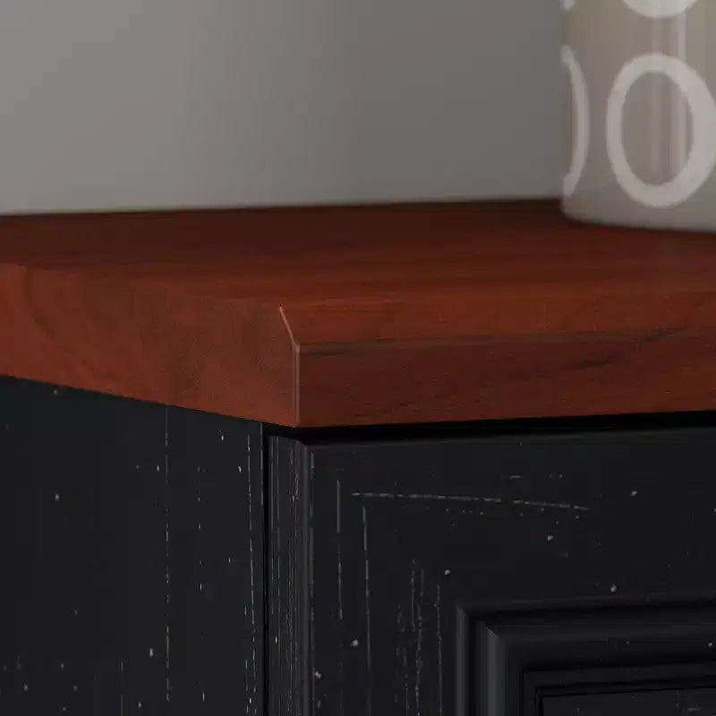 Meuble de rangement bas Fairview avec portes